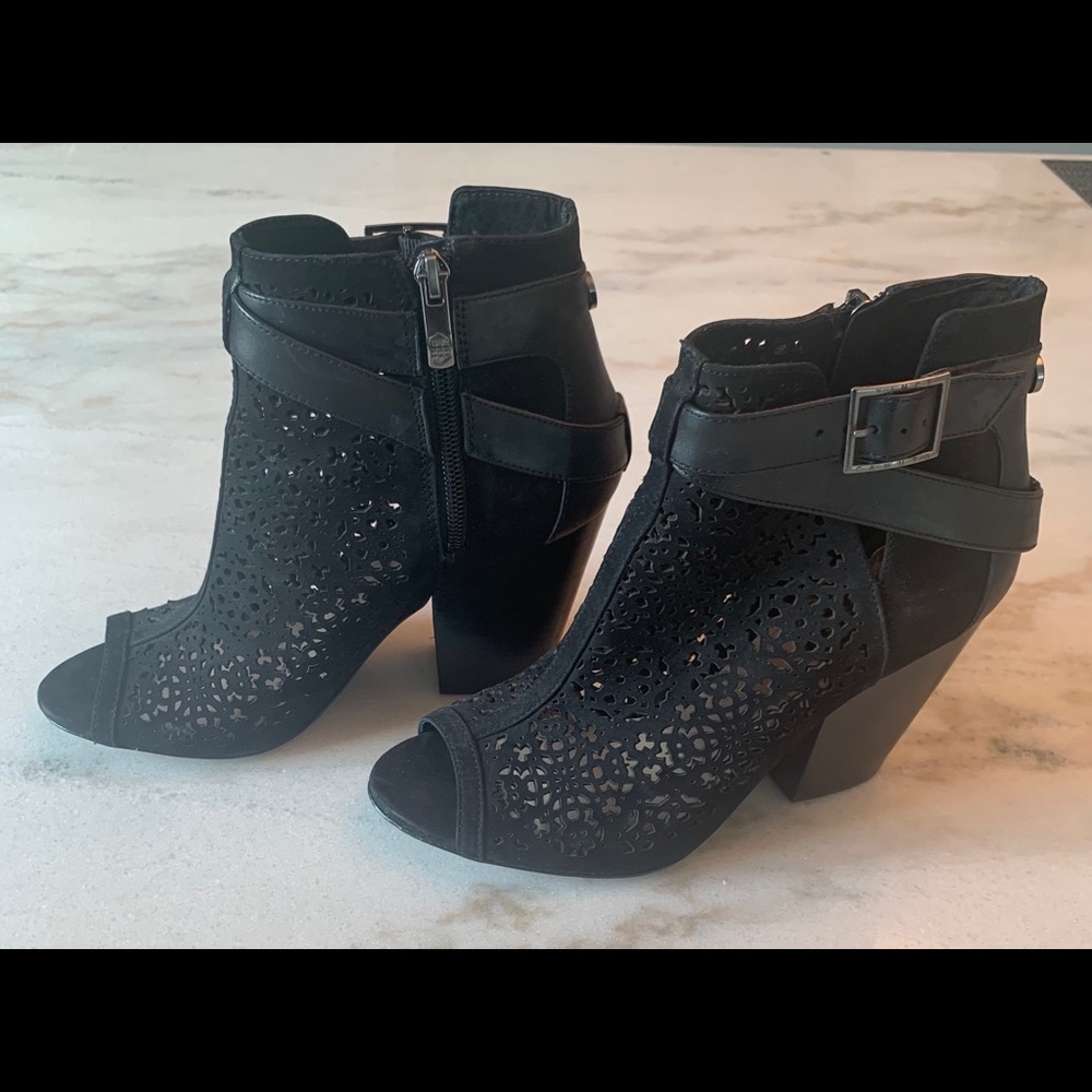 Vince Camuto black peek toe booties size 8